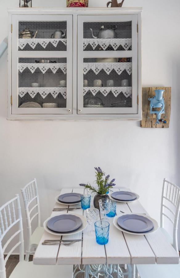 Maison Triantatria Plaka  ภายนอก รูปภาพ