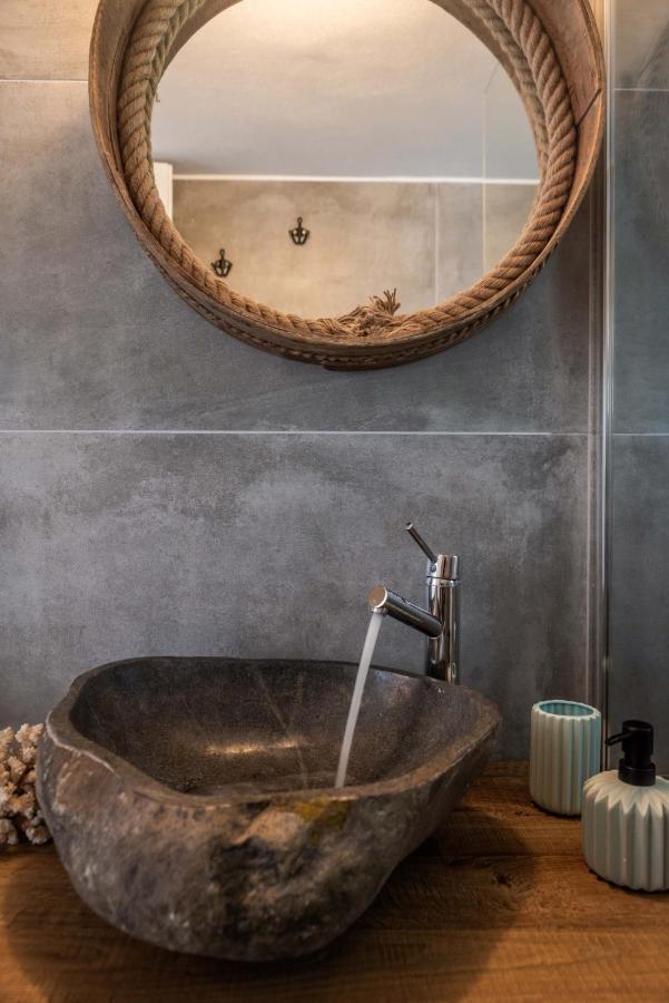 Maison Triantatria Plaka  ภายนอก รูปภาพ