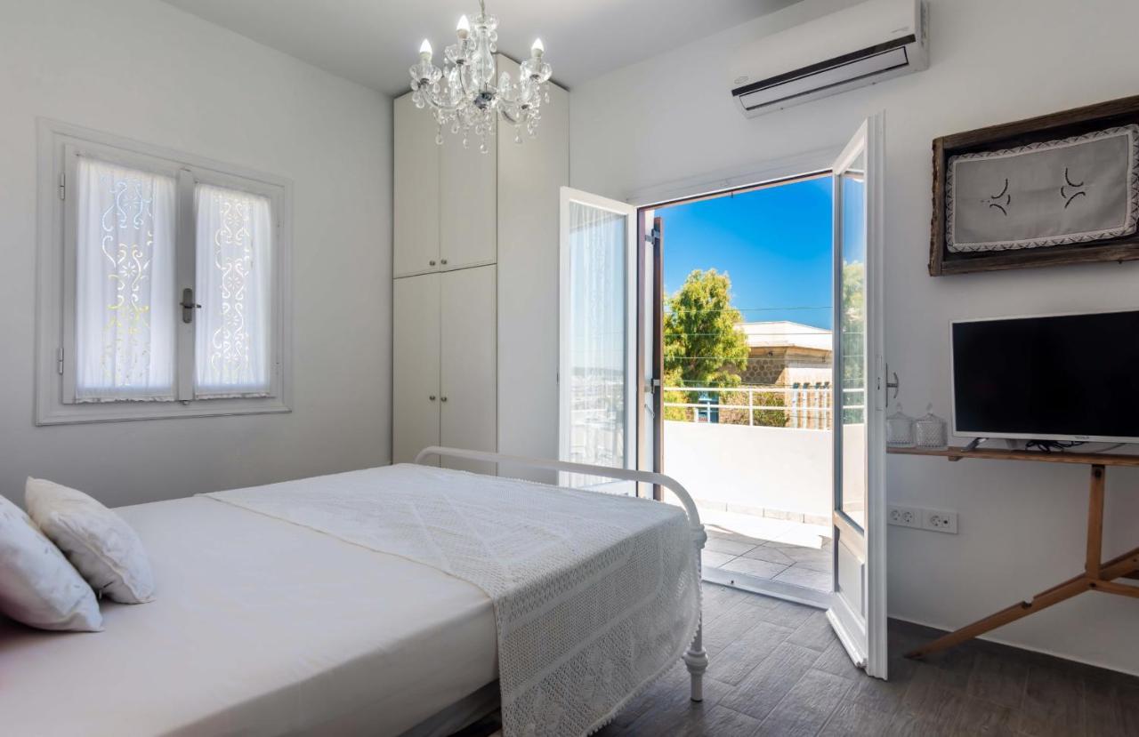 Maison Triantatria Plaka  ภายนอก รูปภาพ